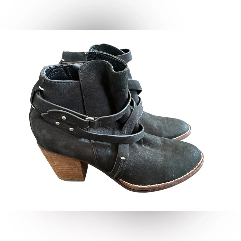 Sam Edelman Merton Suede Leather Ankle Block Bootie 6.5